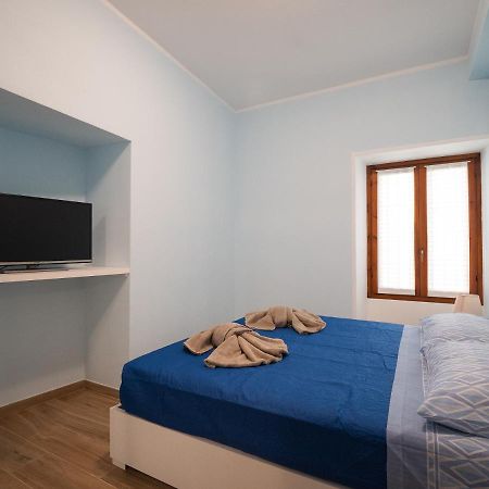 Camelia House Appartement Bellano Buitenkant foto